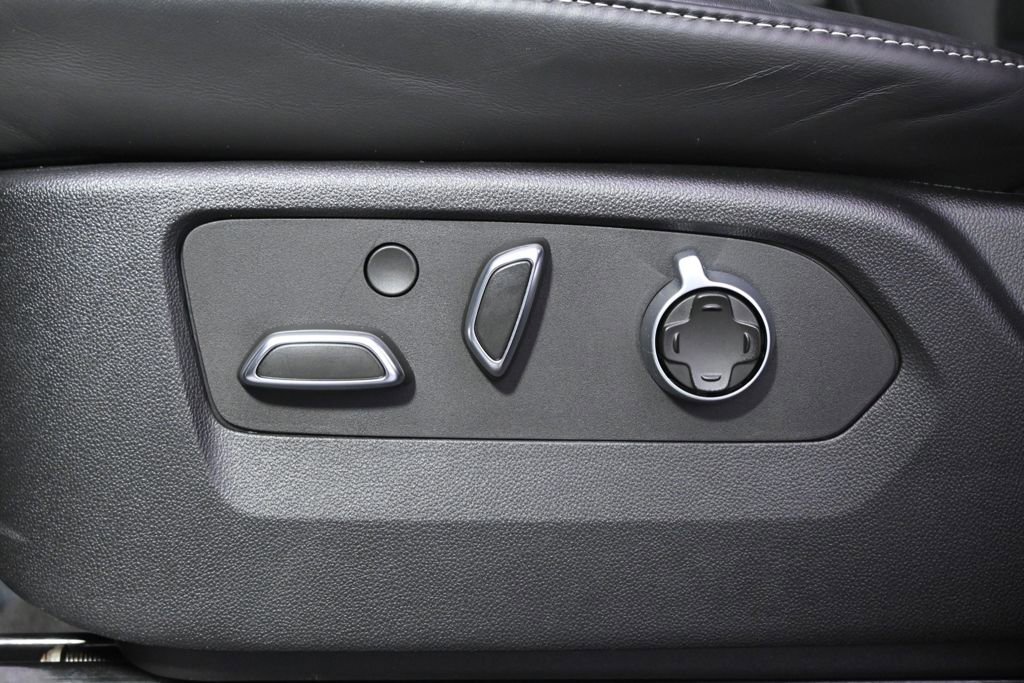 Certified 2024 Cadillac Escalade ESV Sport Platinum w/ LPO, ONYX Package image 14