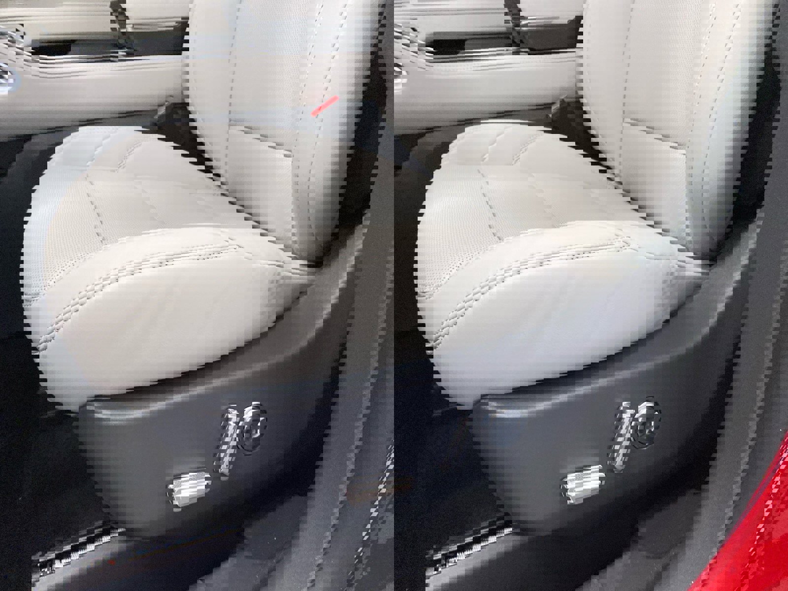 New 2026 Lincoln Nautilus Premier w/ Equipment Group 102A AWD/4WD image 23