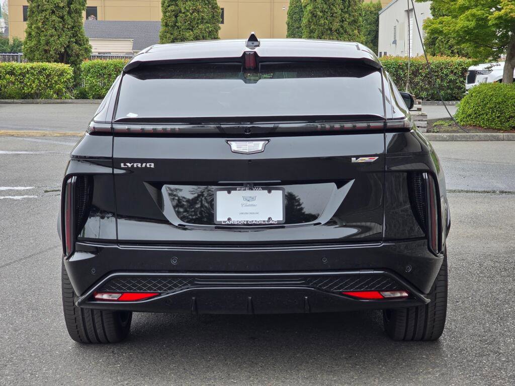 New 2026 Cadillac Lyriq V image 6