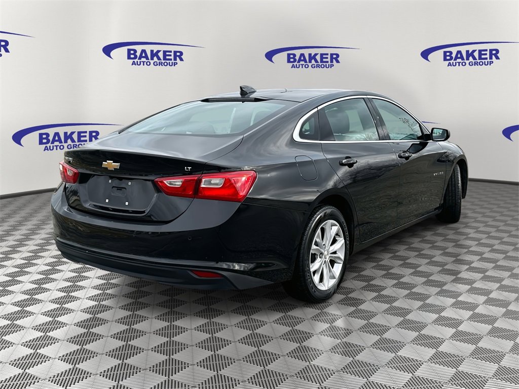 Used 2024 Chevrolet Malibu LT image 2