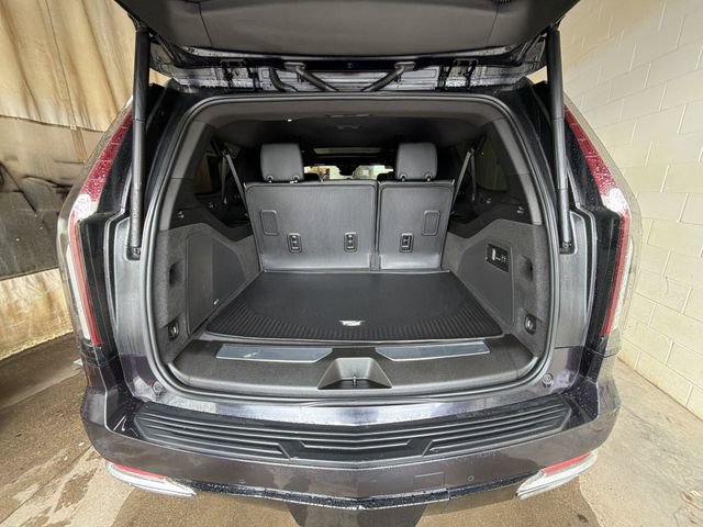Certified 2022 Cadillac Escalade ESV Premium Luxury AWD/4WD image 26