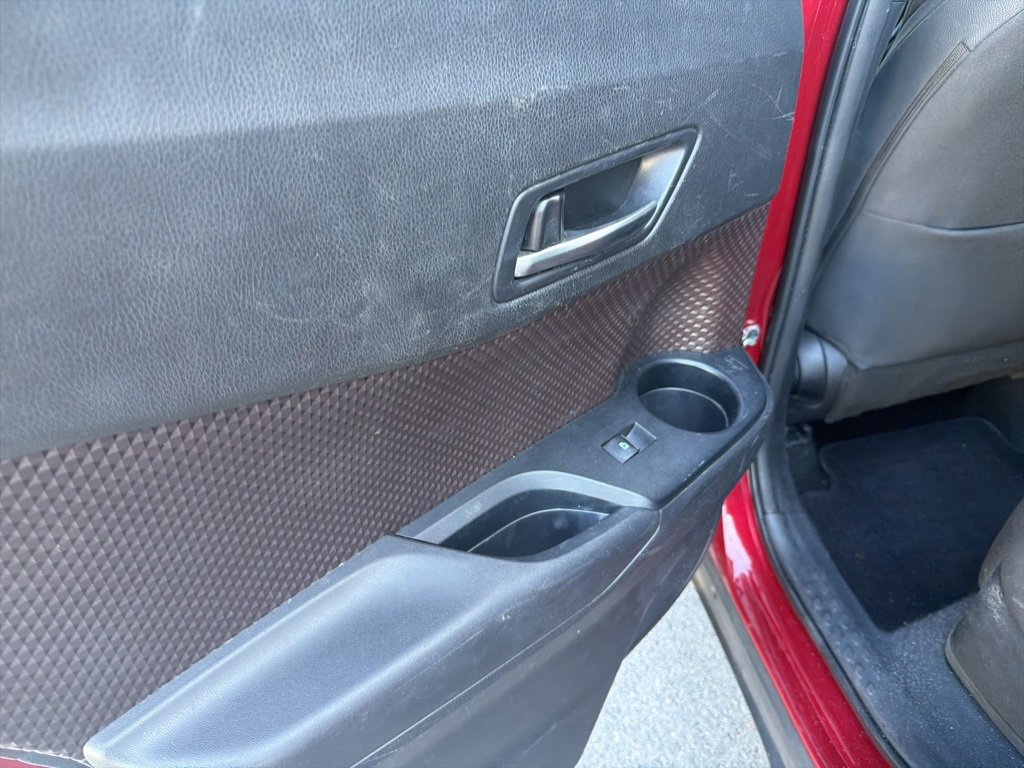 Used 2019 Toyota C-HR XLE image 9