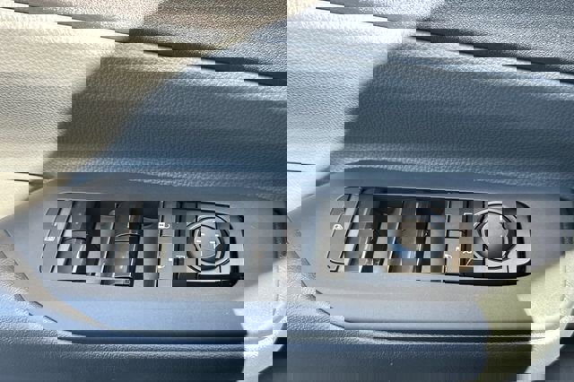 Used 2025 Toyota Prius LE image 12