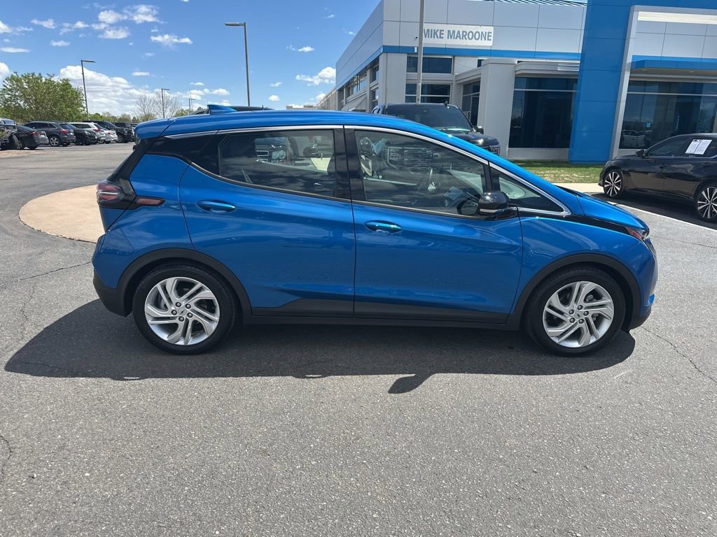 Used 2022 Chevrolet Bolt LT FWD image 38