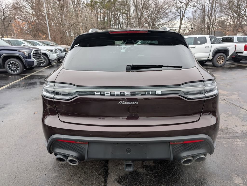 Used 2024 Porsche Macan image 6