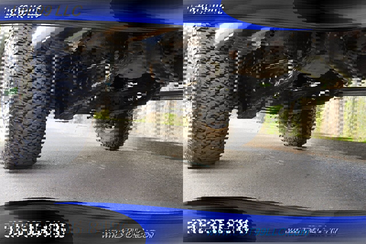 Used 2014 Ford F250 Lariat w/ Lariat Interior Package image 4