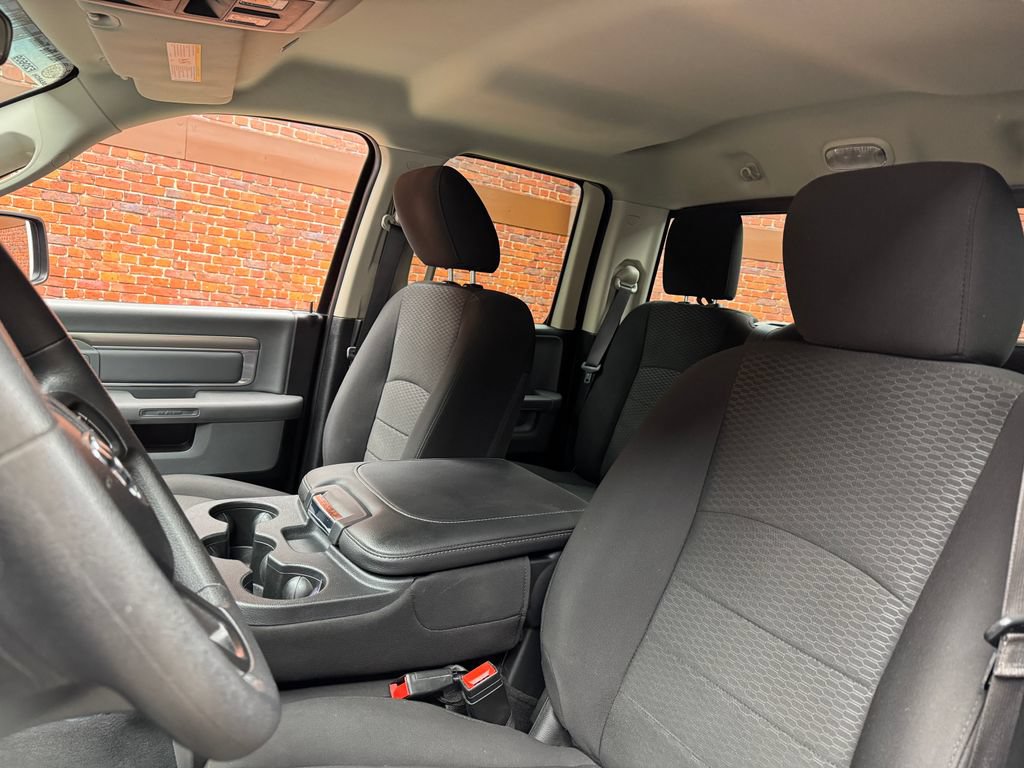 Used 2020 RAM 1500 Warlock AWD/4WD image 23