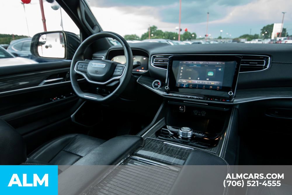 Used 2022 Jeep Wagoneer Series III w/ Premium Group I image 23