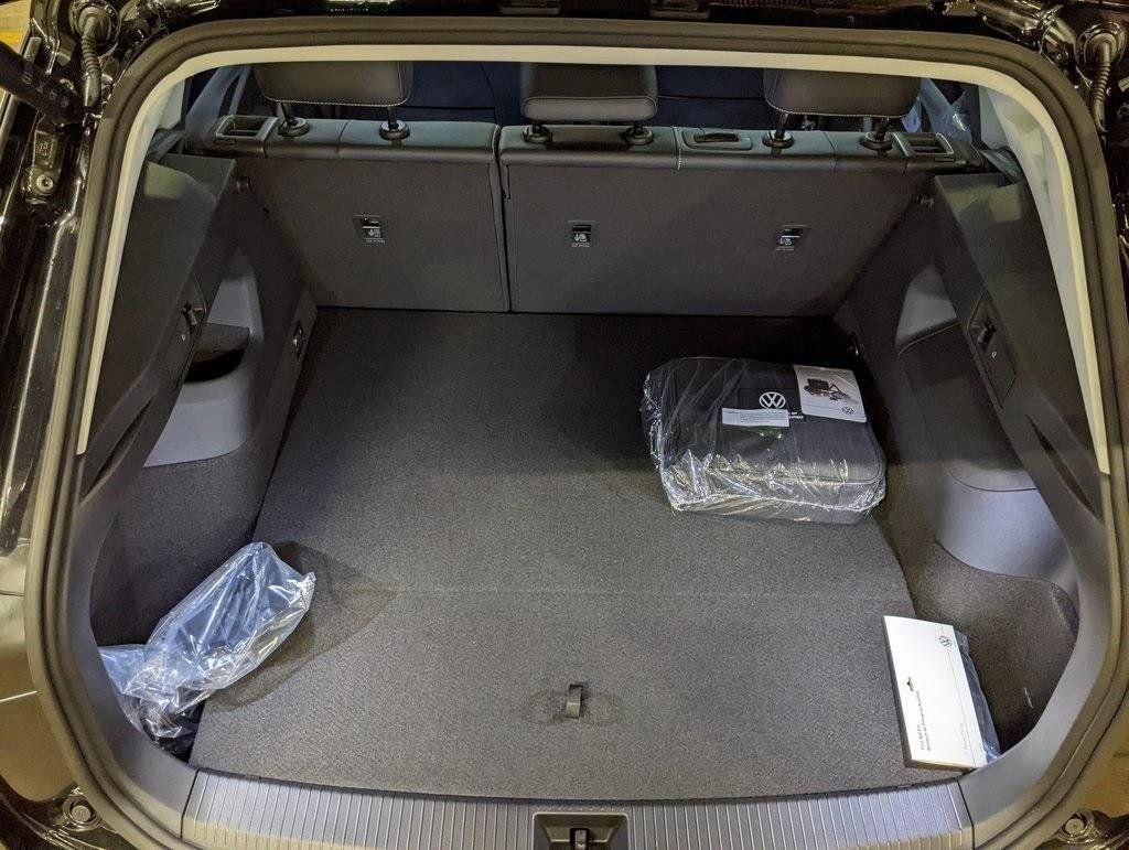New 2026 Volkswagen Tiguan SE AWD/4WD image 26