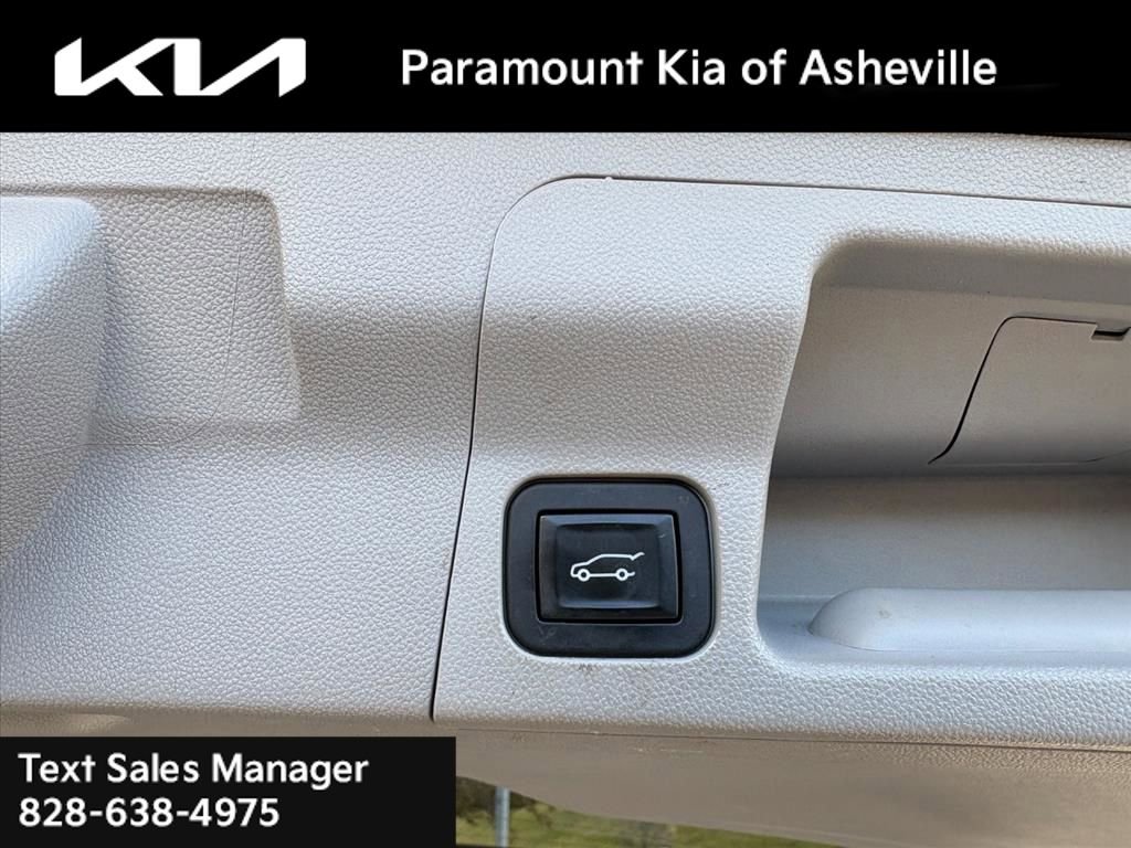 Used 2017 GMC Acadia SLT image 28