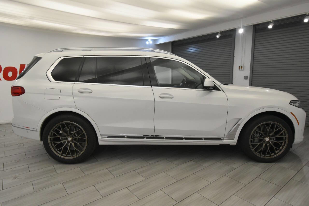 Used 2019 BMW X7 xDrive40i w/ Parking Assistance Package image 6