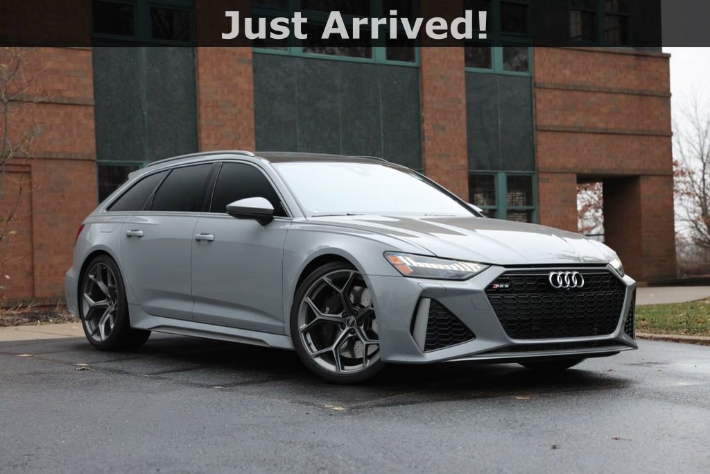 Used 2025 Audi RS 6 performance w/ Blue RS Design Package Plus image 9