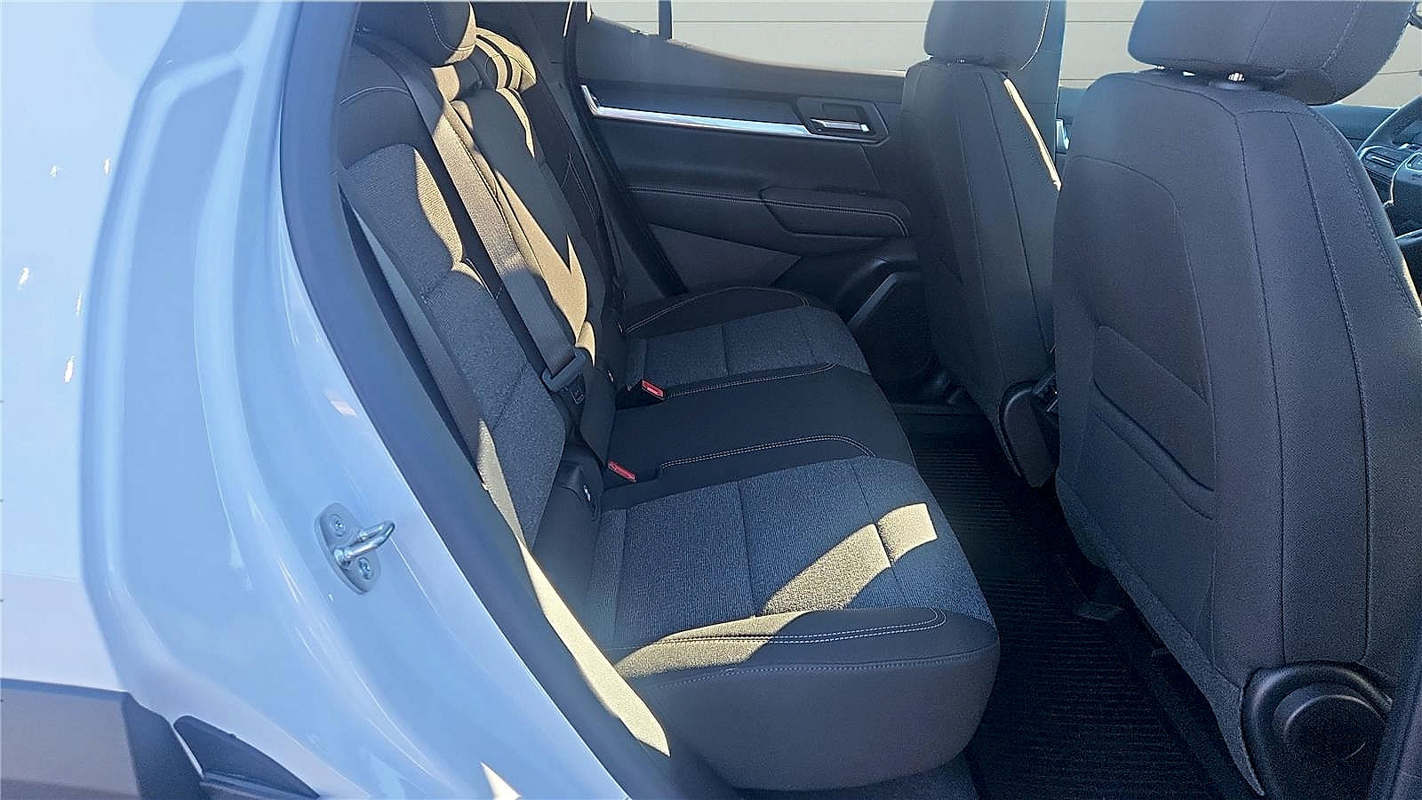 New 2026 GMC Terrain Elevation w/ Black Edition AWD/4WD image 17