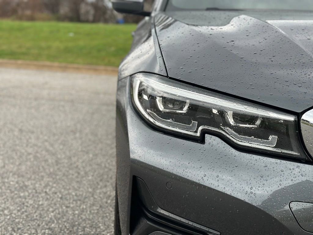 Used 2021 BMW 330e xDrive w/ Premium Package image 10