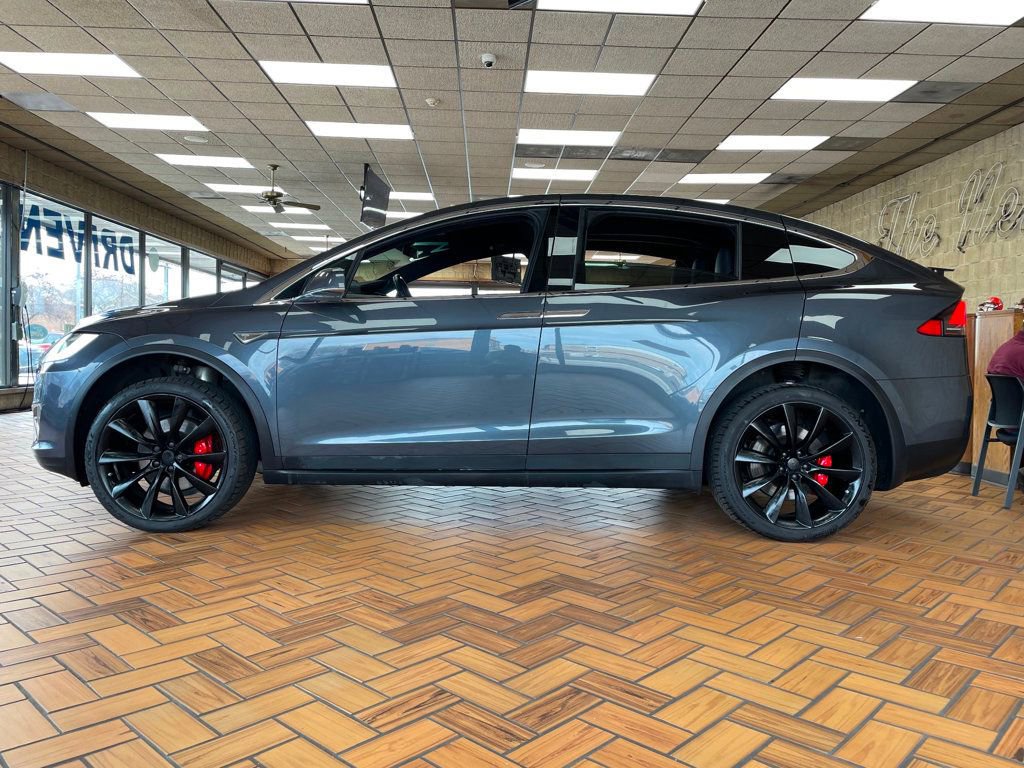 Used 2016 Tesla Model X Performance image 6