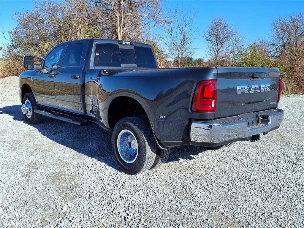 New 2026 RAM 3500 Tradesman image 33