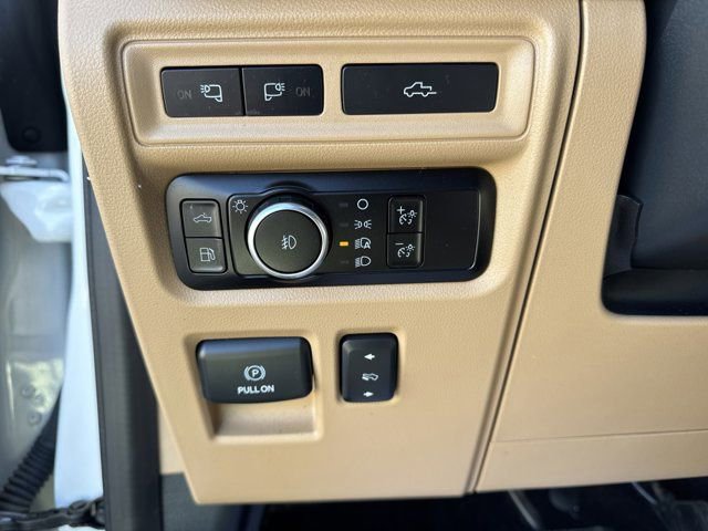 Used 2023 Ford F150 Lariat w/ Equipment Group 502A High image 25