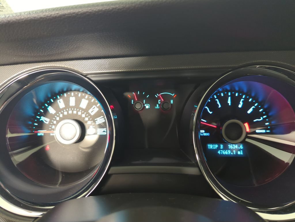 Used 2014 Ford Mustang Coupe w/ Equipment Group 102A RWD image 12