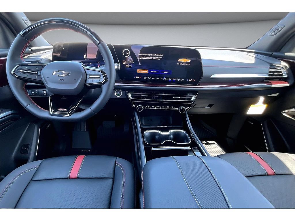New 2026 Chevrolet Traverse RS w/ LPO, Floor Liner Package FWD image 8
