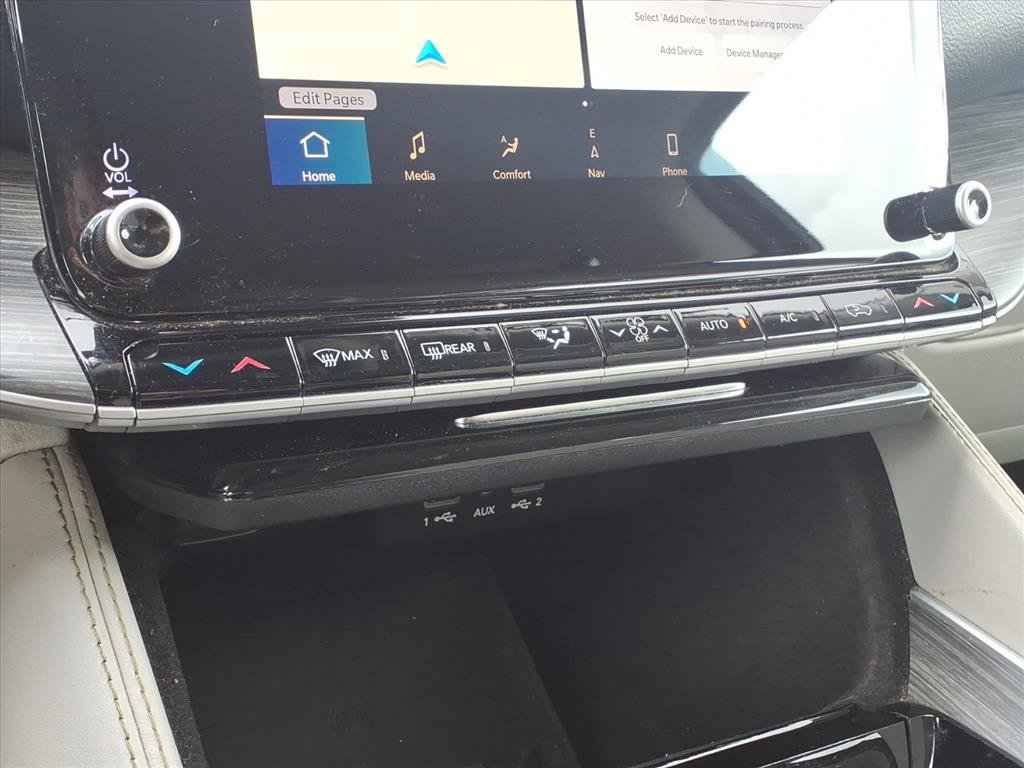 Used 2024 Jeep Wagoneer L Series II w/ Flexible Seating Group AWD/4WD image 7