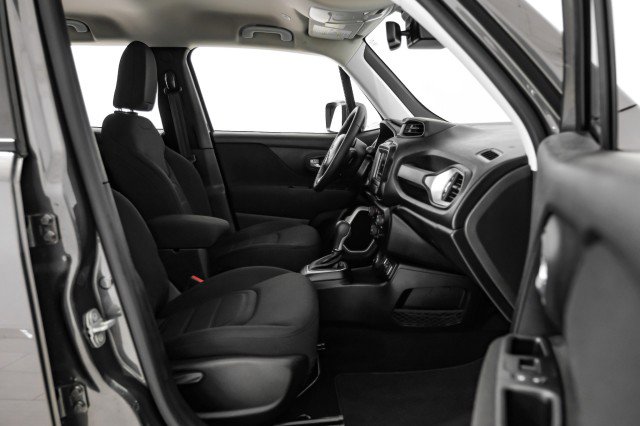 Used 2019 Jeep Renegade Latitude w/ Popular Equipment Group image 30