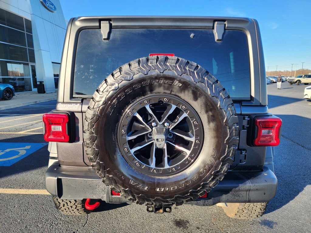 Used 2024 Jeep Wrangler Unlimited Rubicon w/ XTREMEE 35" Tire Package image 7
