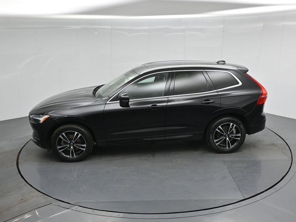 Used 2021 Volvo XC60 T5 Momentum w/ Premium Package image 44