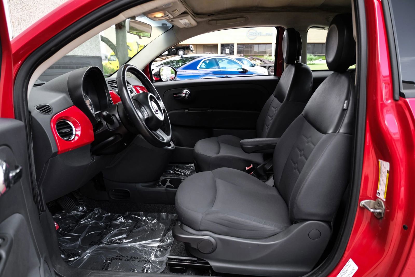Used 2012 FIAT 500 Pop FWD image 3