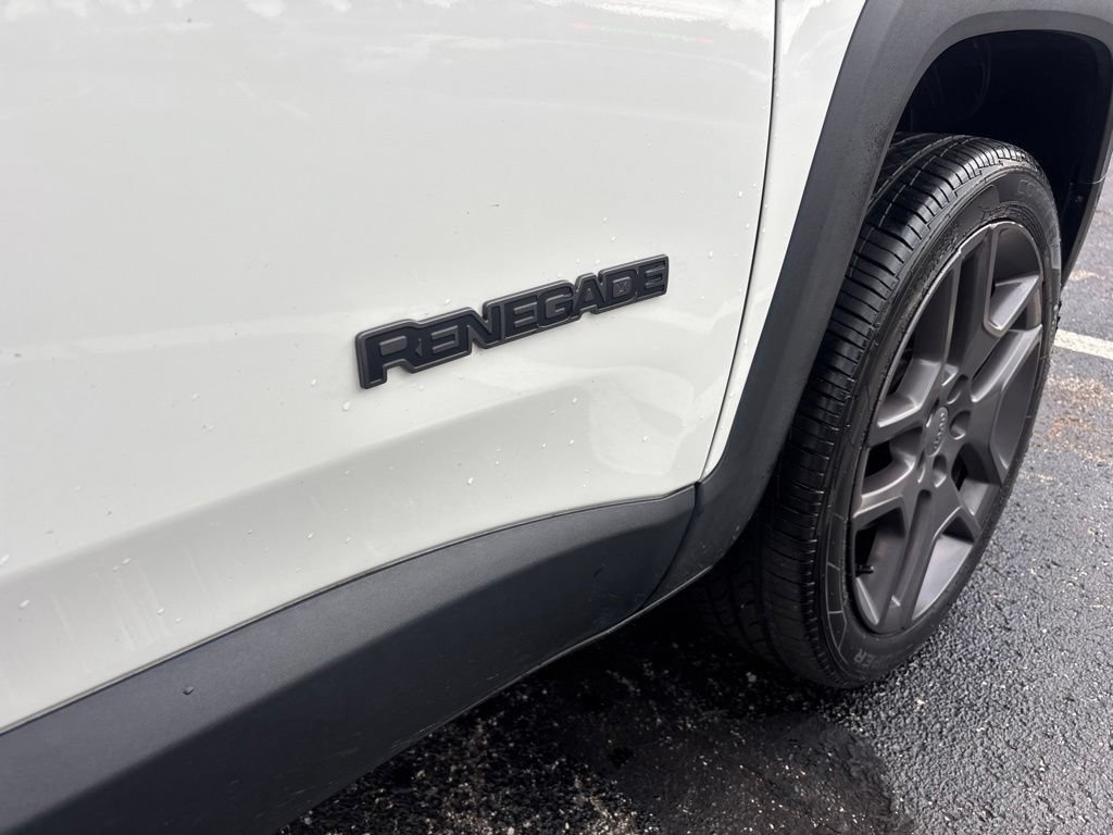 Used 2020 Jeep Renegade Altitude AWD/4WD image 9