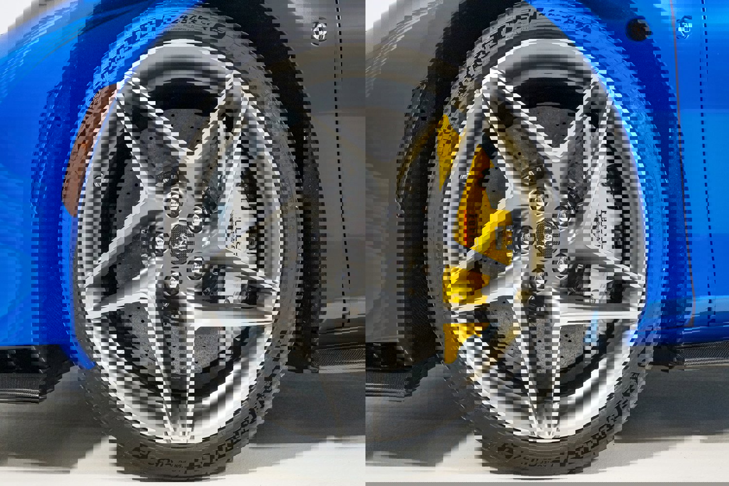 Certified 2021 Ferrari F8 Tributo image 23