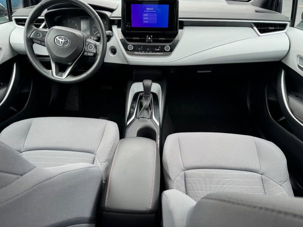 Used 2023 Toyota Corolla SE w/ SE Premium Package FWD image 11