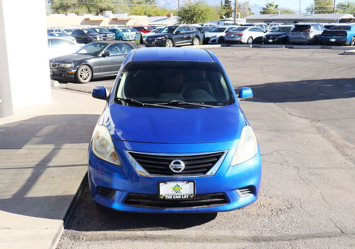 Used 2012 Nissan Versa SV image 15