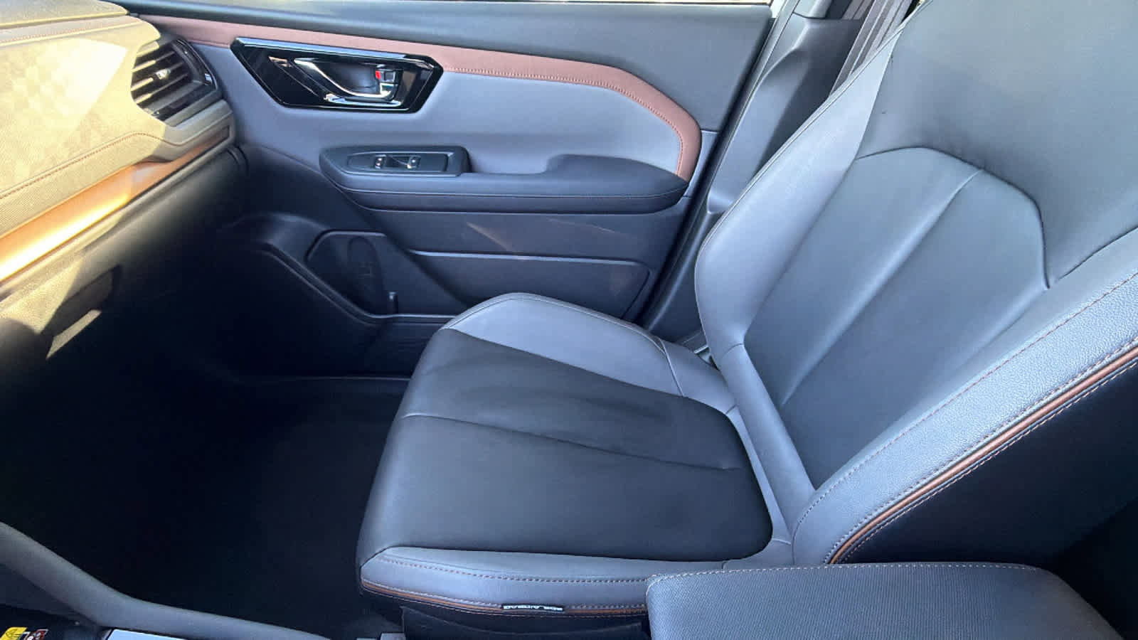 Used 2025 Subaru Forester Sport w/ Popular Package #2 image 12