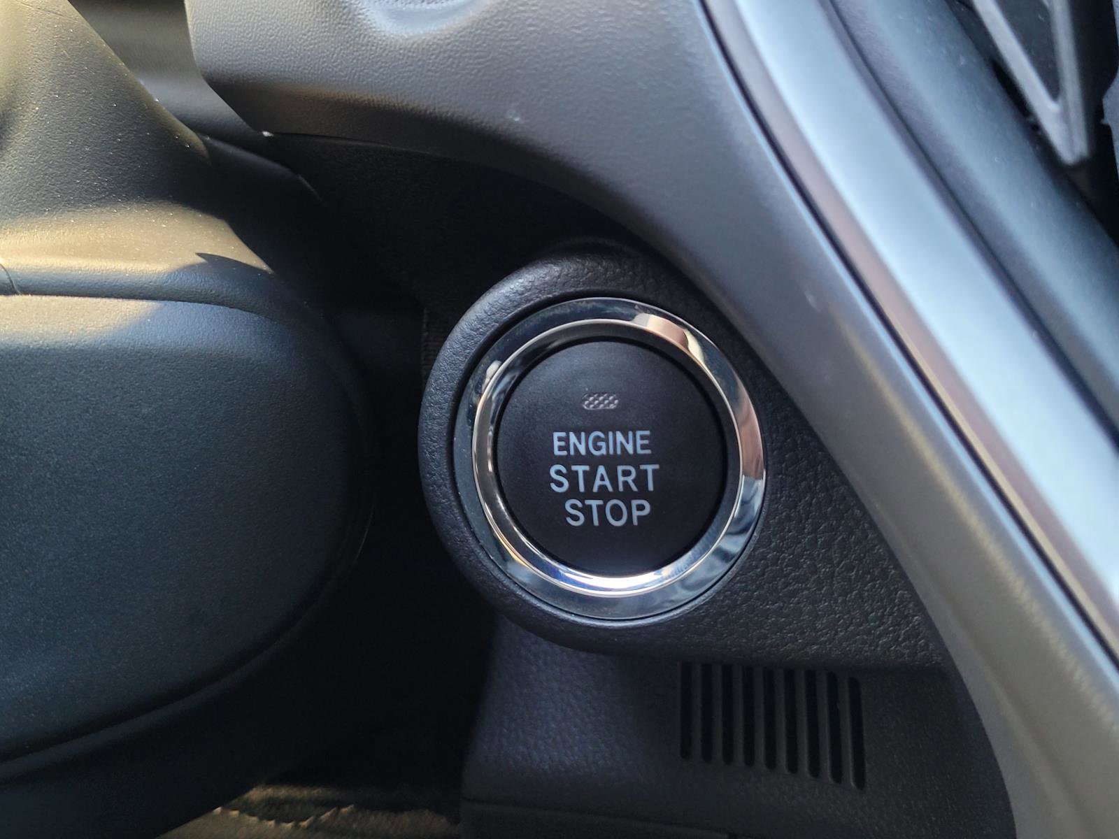 Certified 2025 Subaru Crosstrek 2.0i Premium image 15