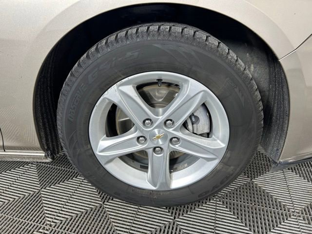 Used 2022 Chevrolet Malibu LS w/ Driver Confidence Package II FWD image 6