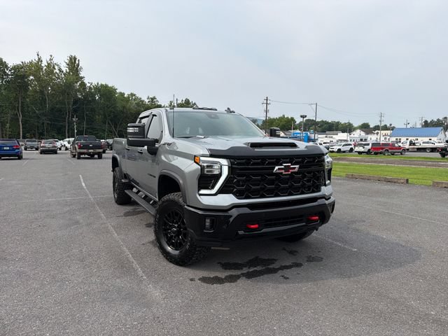 Used 2026 Chevrolet Silverado 2500 ZR2 w/ LPO, Dark Essentials Package AWD/4WD 360° Tour