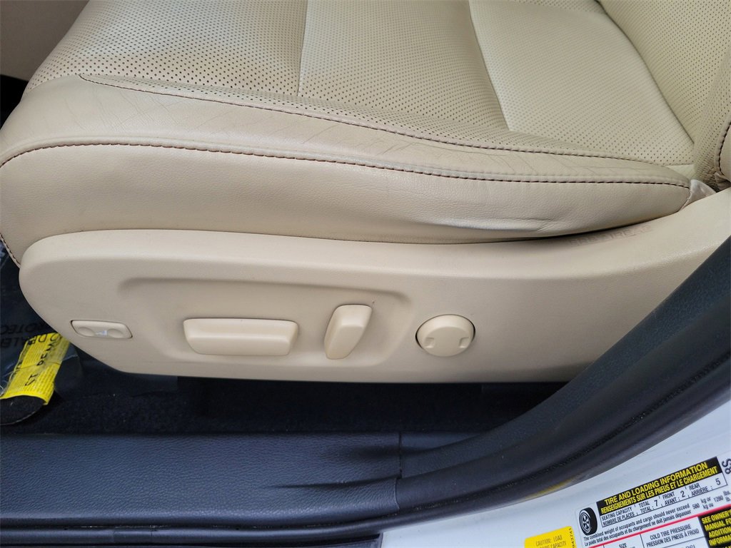 Used 2019 Toyota Highlander Limited Platinum image 22