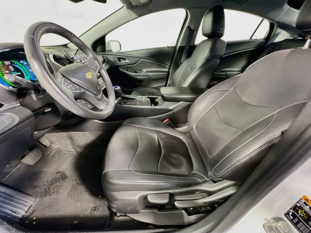 Used 2017 Chevrolet Volt Premier w/ Driver Confidence II Package FWD image 12