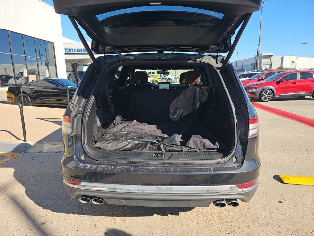 Used 2020 Lincoln Aviator Reserve w/ Equipment Group 201A RWD image 5