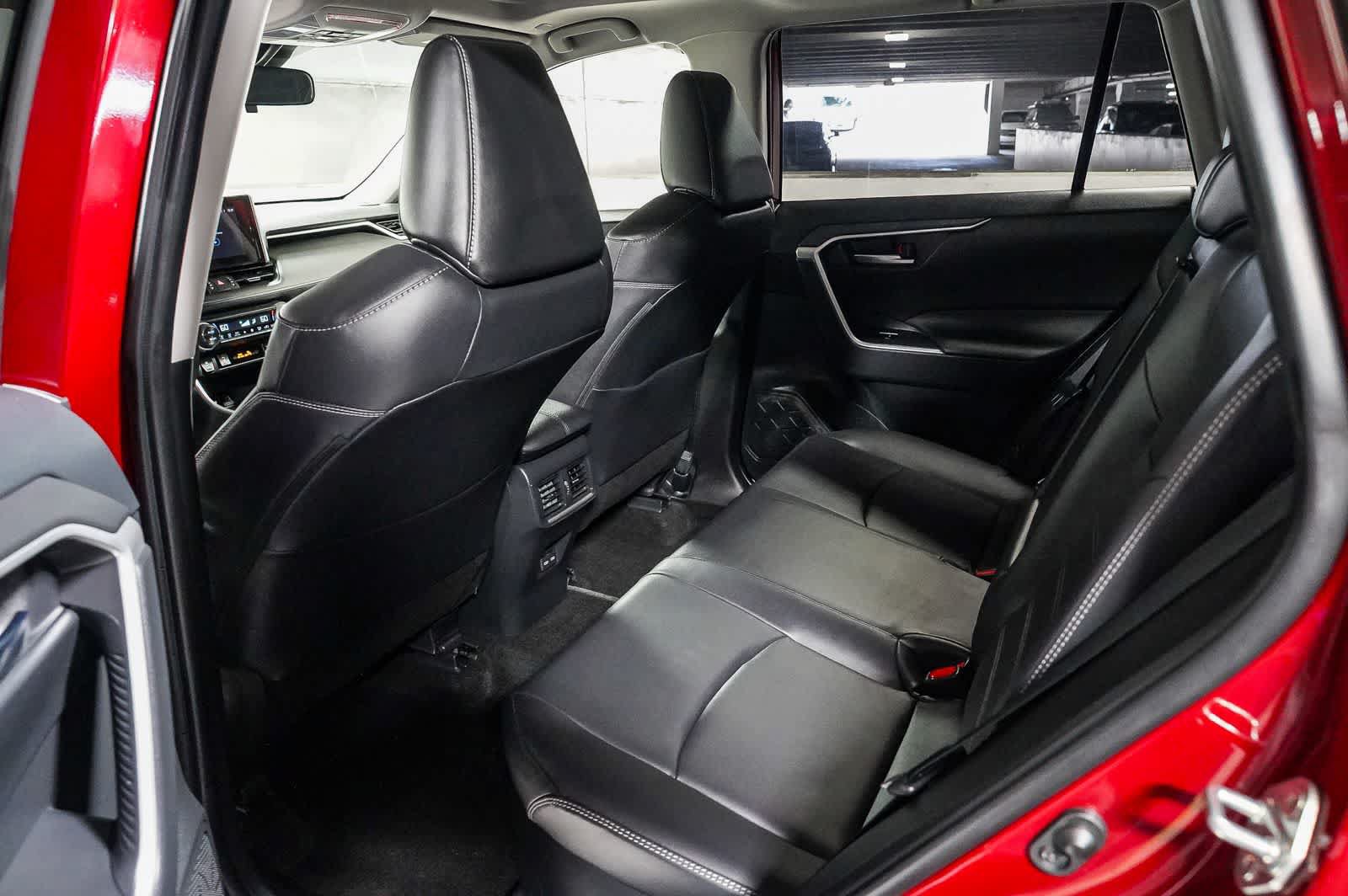 Used 2025 Toyota RAV4 XLE Premium w/ Weather Package AWD/4WD image 19