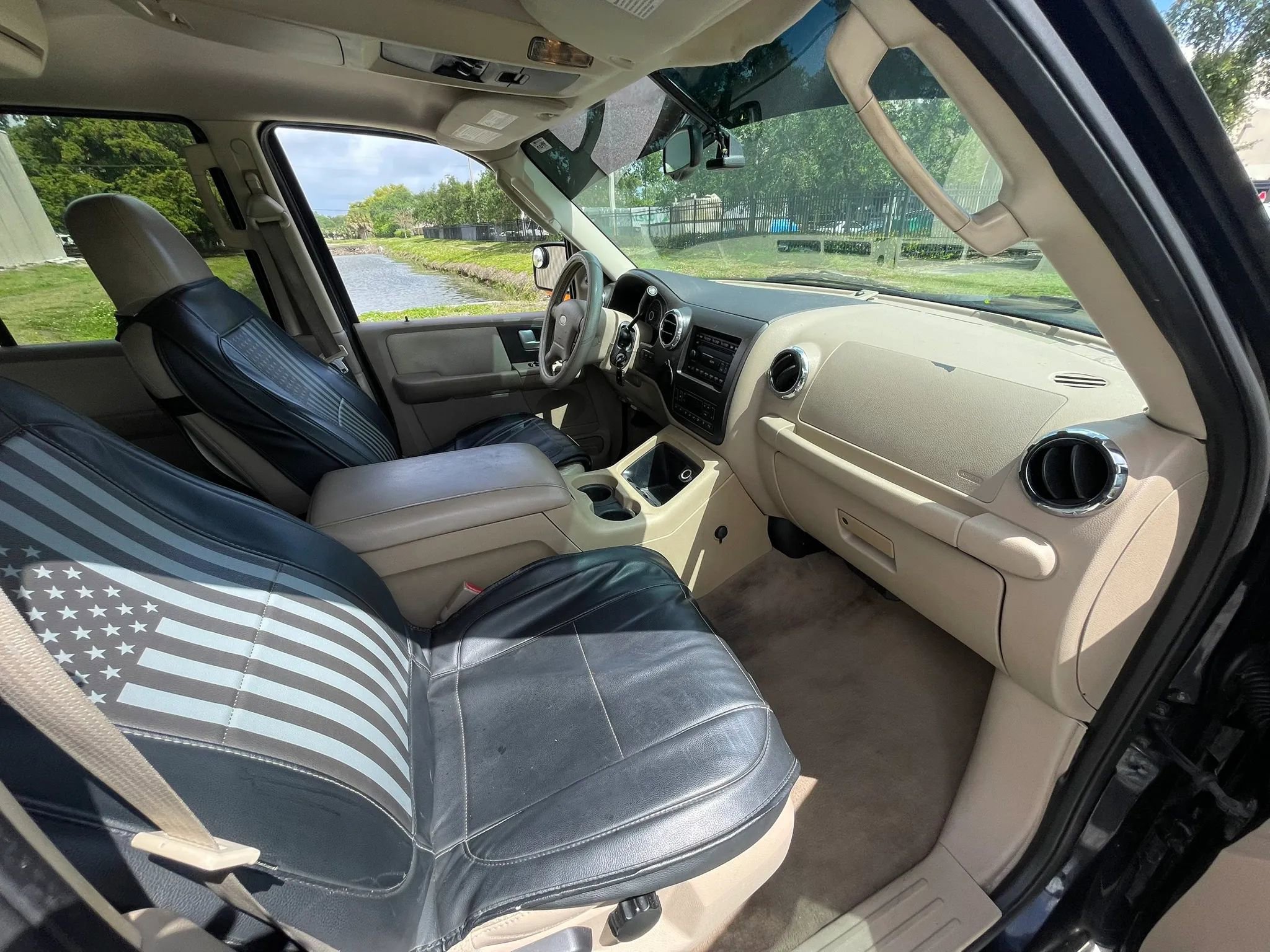 Used 2005 Ford Expedition Eddie Bauer image 22