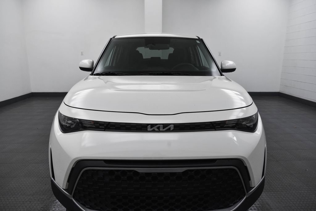 Used 2024 Kia Soul LX w/ Option Group 015 image 2