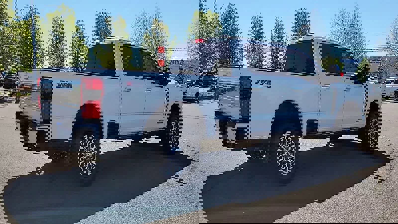 Used 2024 Ford F350 Platinum AWD/4WD image 8