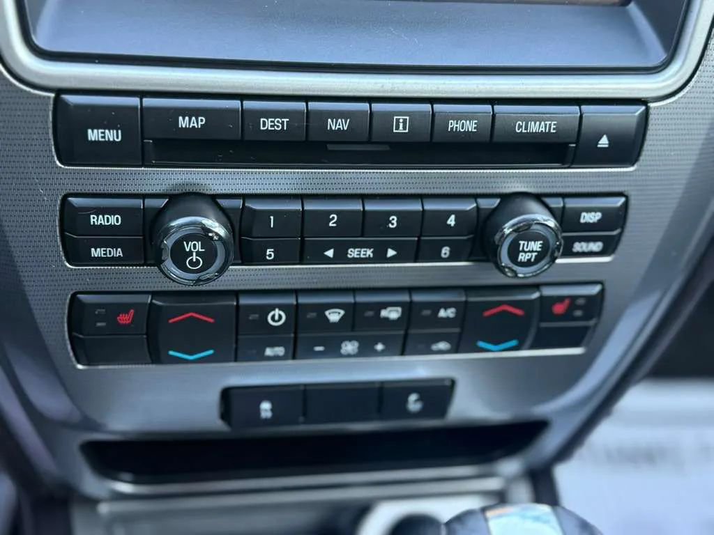 Used 2010 Ford Fusion Hybrid FWD image 12