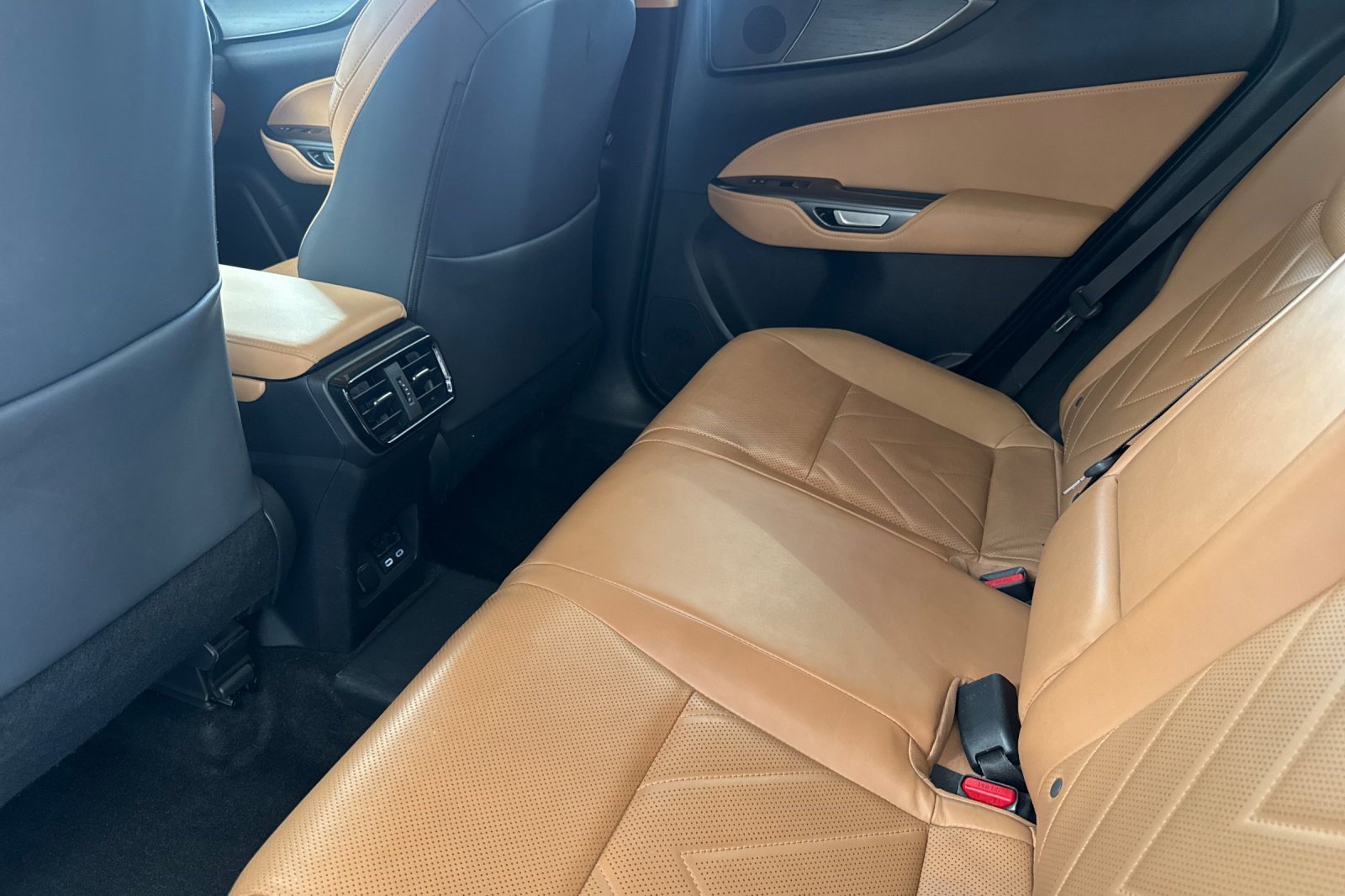 Used 2024 Lexus NX 450h+ AWD w/ Vision Package image 15