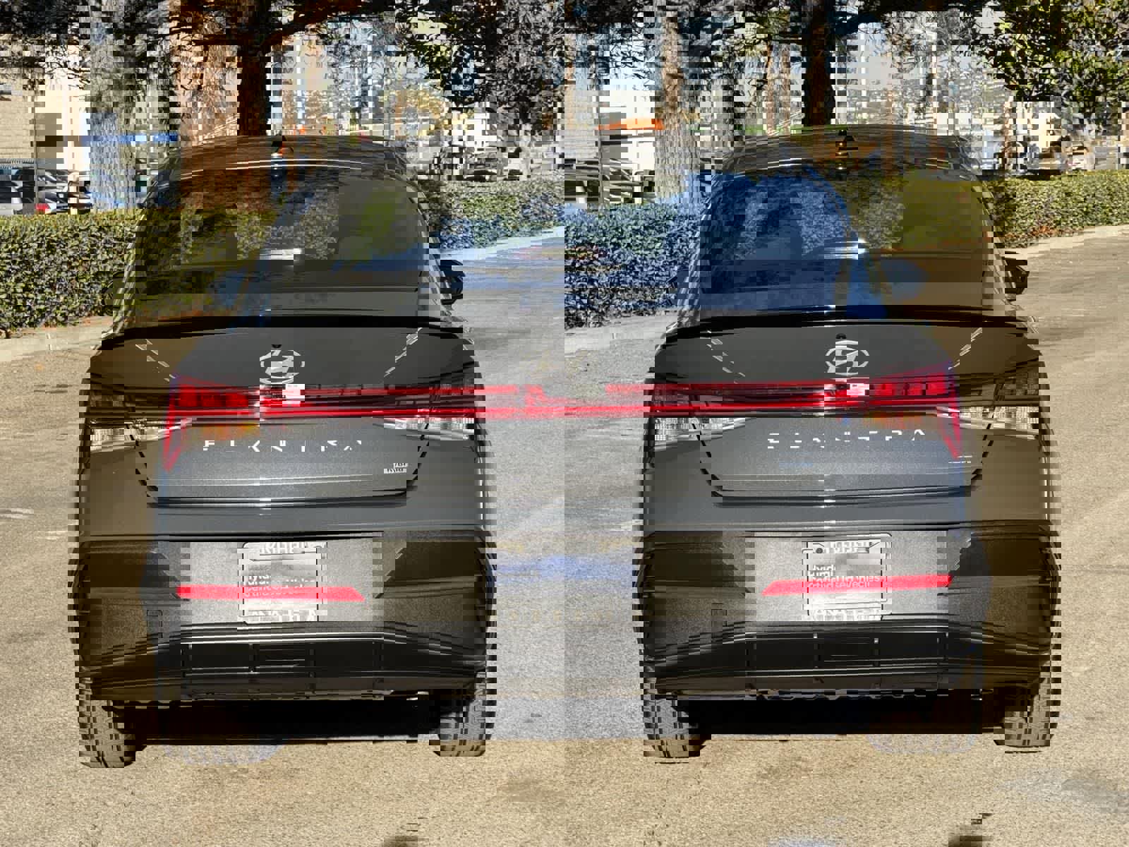 Certified 2025 Hyundai Elantra SEL image 4