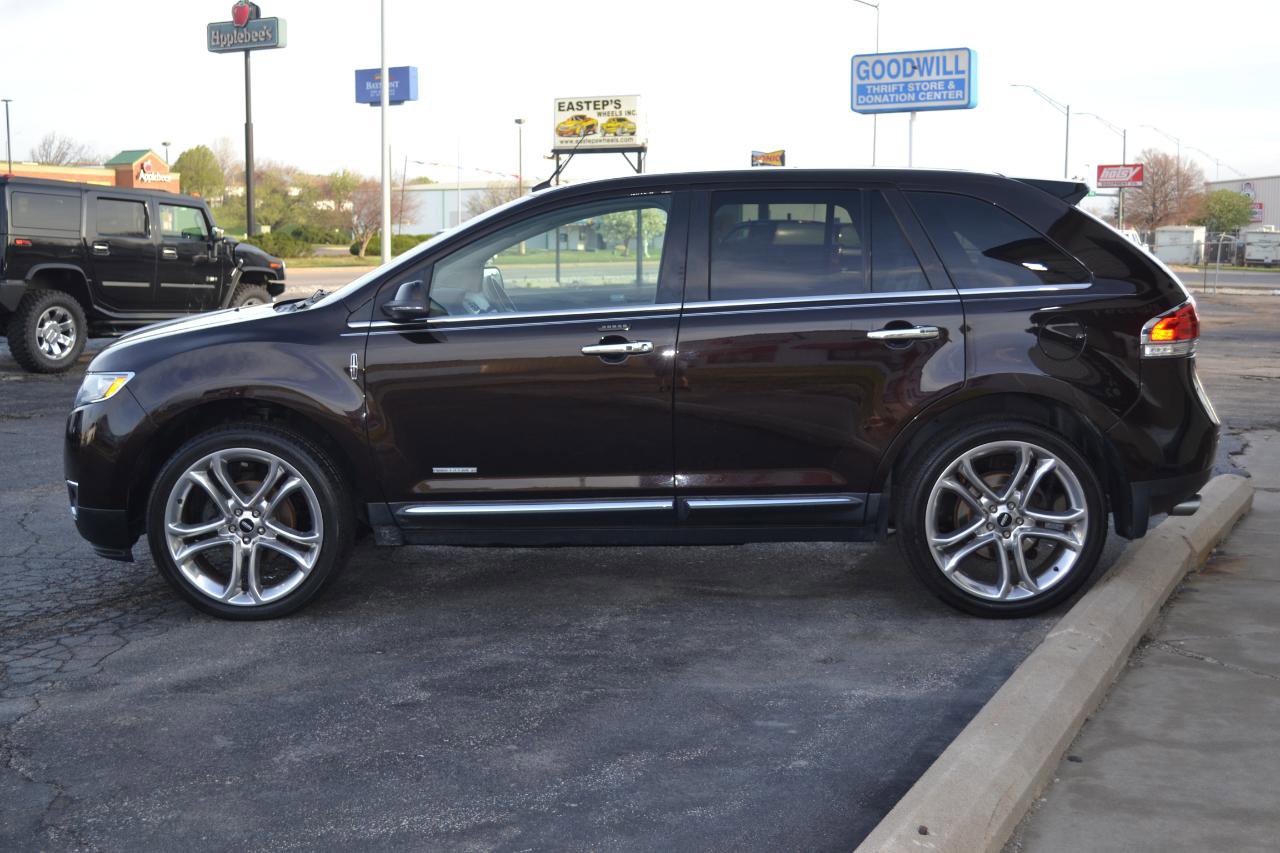 Used 2015 Lincoln MKX AWD w/ Equipment Group 102A image 4