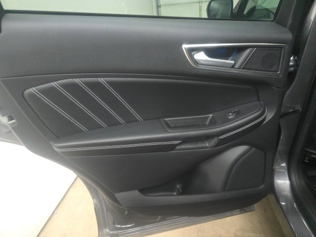 Used 2021 Ford Edge ST w/ Equipment Group 401A image 15