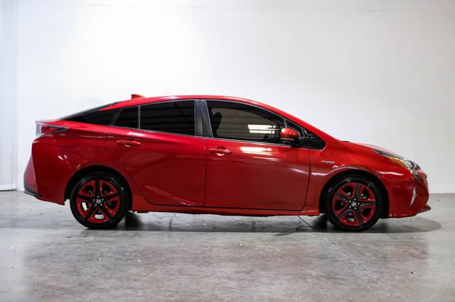 Used 2017 Toyota Prius Three Touring w/ Carpet Mat Package FWD image 8