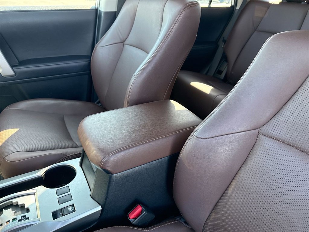 Used 2022 Toyota 4Runner Limited image 28